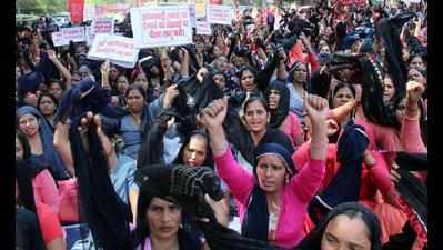 Women’s Day protest for better wages