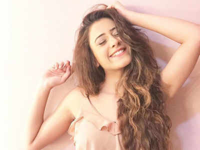 Who is Hiba Nawab, the girl who is stealing hearts with her role in Jijaji Chat Par Hain