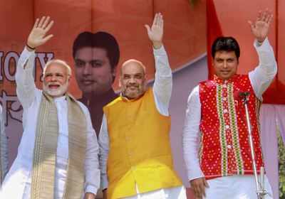 Modi seeks Manik ka saath in Tripura as Biplab becomes CM