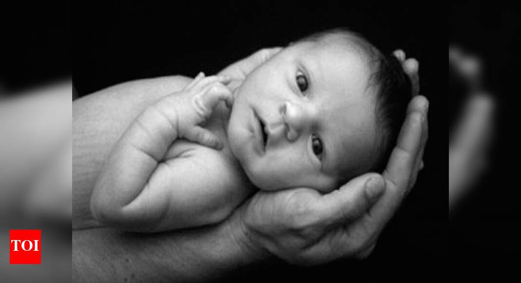 breastfeeding 2 month old