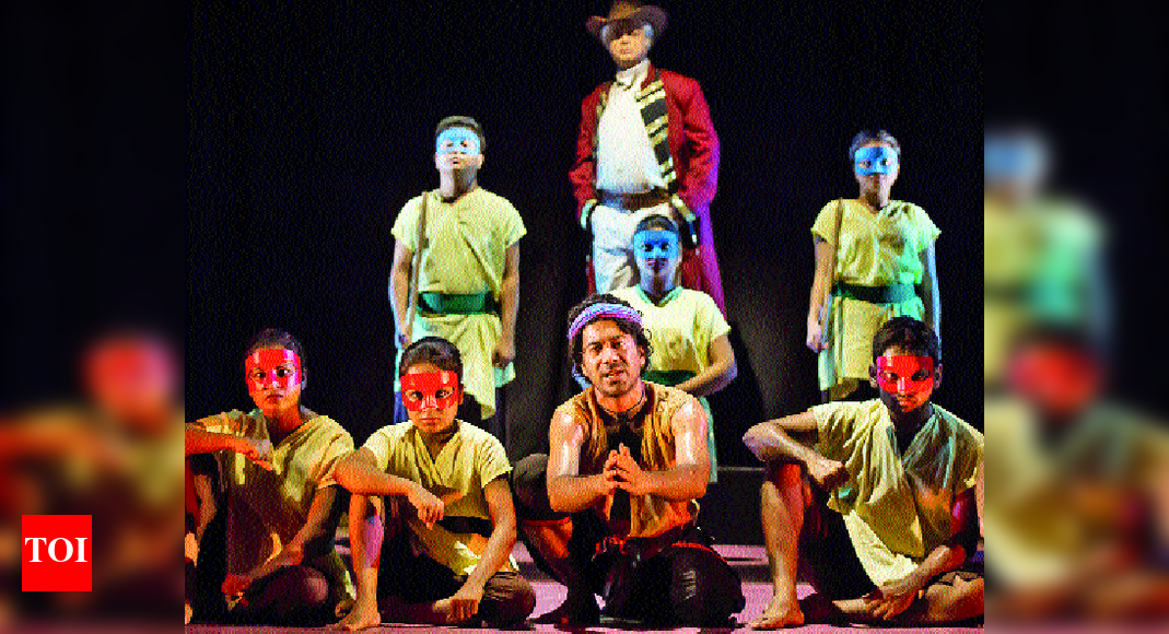 Theatre review: Nuraldiner Sarajibon | Bengali Movie News - Times of India
