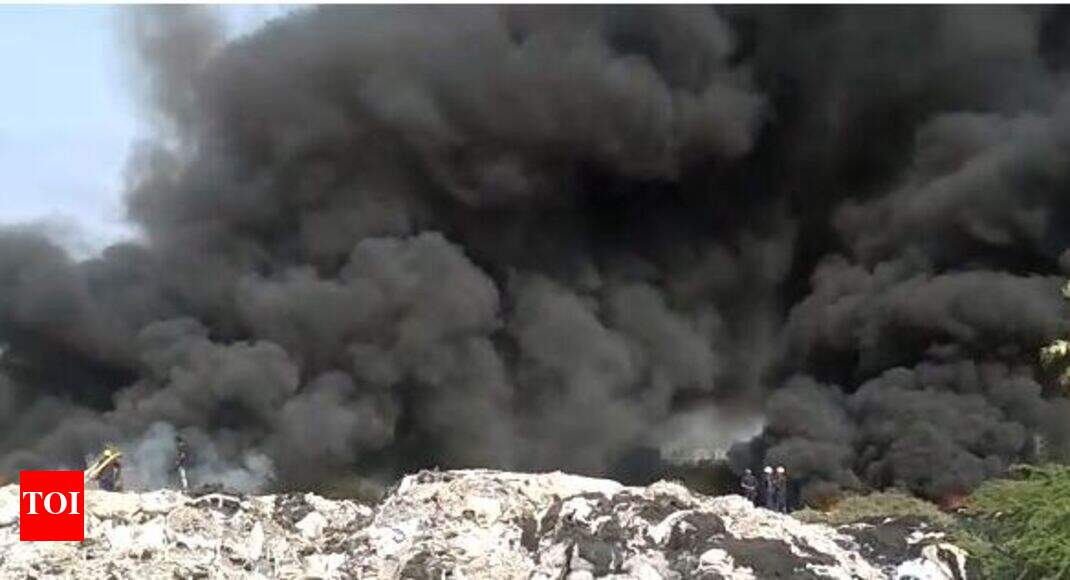 Major fire breaks out in scrap godown near Ichhapore in Surat - Times of India