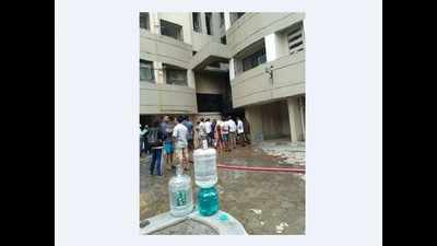 Fire in Mumbai high rise; 5 admitted to hospital