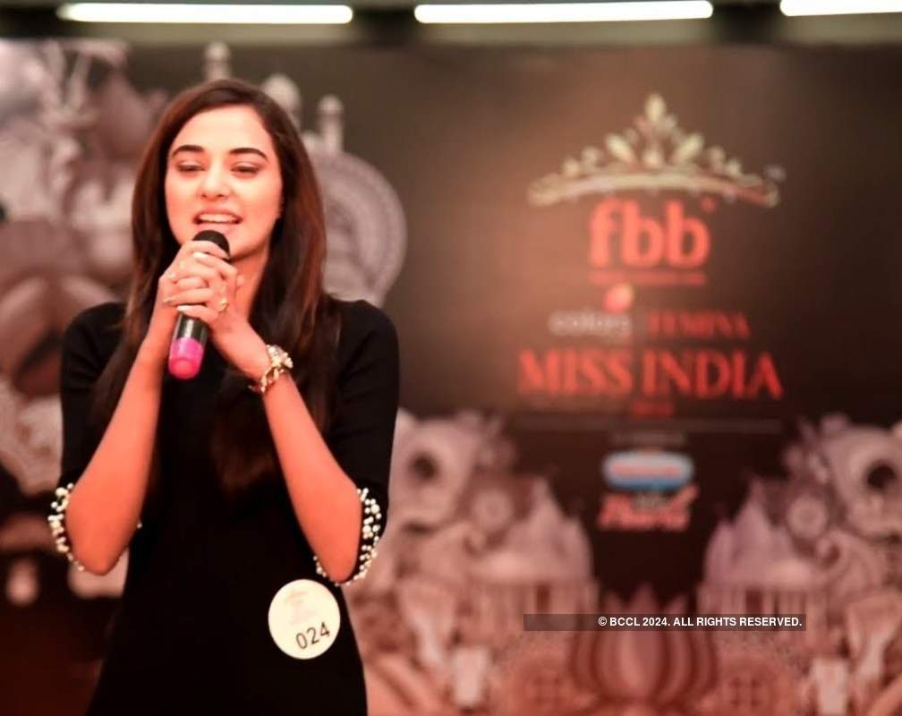 
Stefy Patel's introduction at Miss India 2018 Jharkhand Auditions
