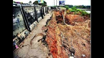 Civic body sorts out legal tangles in Sangamwadi bypass road work