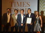 Sanjeev Bijli awards Sharad Batra, Vikas Kohli, Vikrant Batra, Prerna Grover