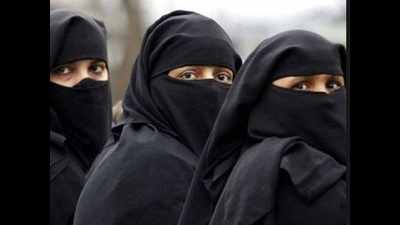 Muslim women to protest against triple talaq bill