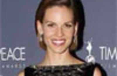 Hilary Swank says no to marriage