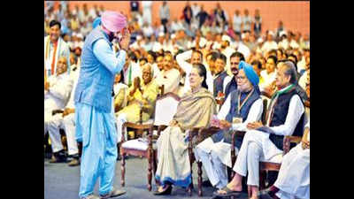 Manmohan Singh's silence did what BJP's uproar could not: Navjot Singh Sidhu