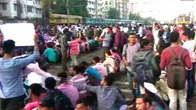 Job aspirants stage rail roko, services on Mumbai's Central Railway line affected
