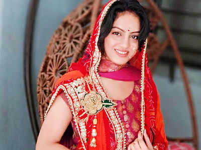 Diya Aur Baati Hum actress Deepika Singh wishes happy Gangaur, posts festive pictures