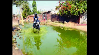 Overflowing drains, water crisis concerns for 5 wards