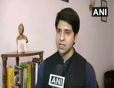 'Absolutely false', says Shehzad Poonawalla after Congress denies links ...