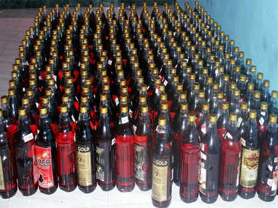 Gujarat halts issue, renewal of health liquor permits