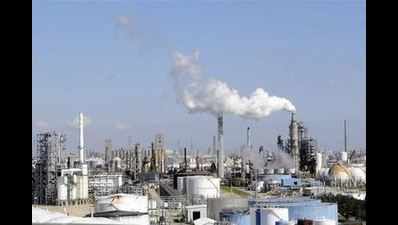 PCB cracks down, shuts four polluting industries