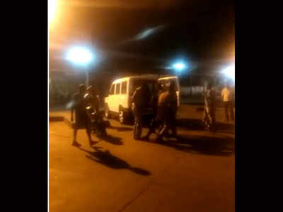 Cops thrash man at bus stand in Tamil Nadu | Chennai News - Times of India