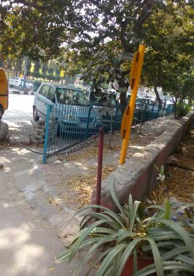 Footpath And Common Areas Encroached On Times Of India