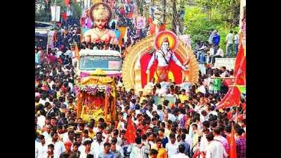 Ram Navami Shoba Yatra rolls out in sea of faithful