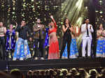 Daisy Shah, Salman Khan, Maniesh Paul, Katrina Kaif, Sonakshi Sinha and Guru Randhawa