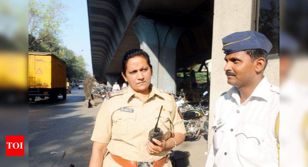 Mumbai Police: Mumbai: Woman DSP's FB post spurs RTO drive | Mumbai ...