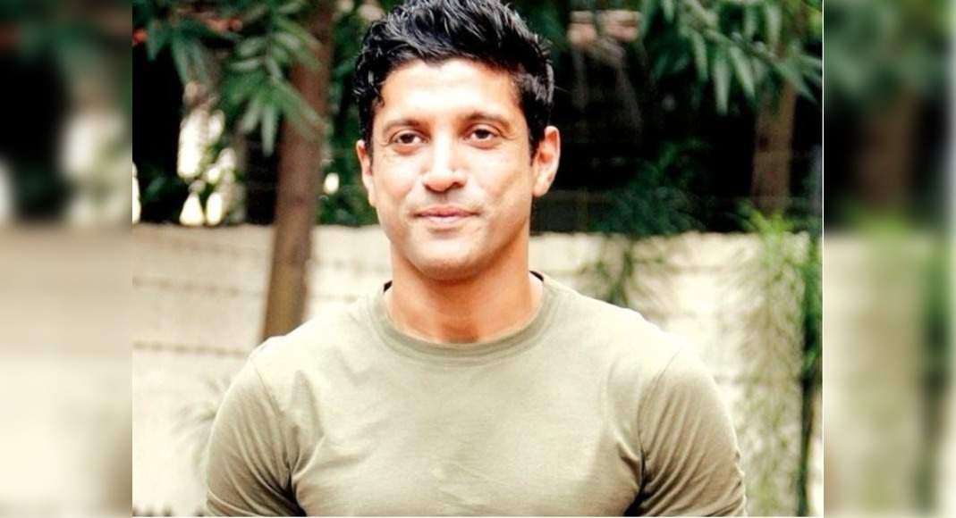 Farhan Akhtar: Here's why Farhan Akhtar deleted his Facebook account ...