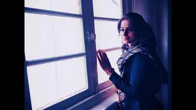 Nighat Sahiba: Kashmiri poet: Nobody prepares men to face ...