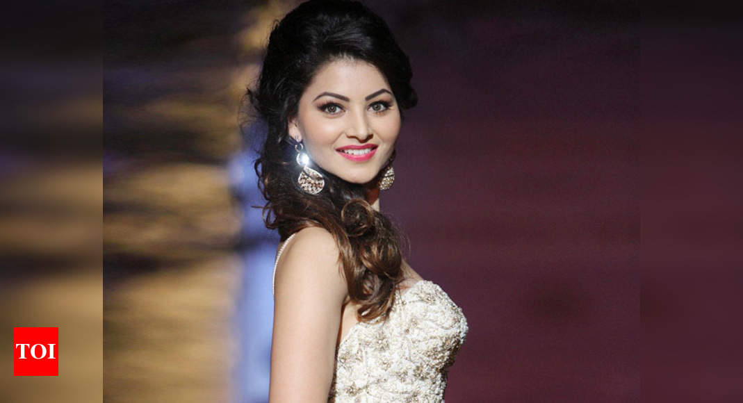 Bollywood Actress Urvashi Rautela Fake Aadhar Card Used To Book Room In A Star Hotel Times