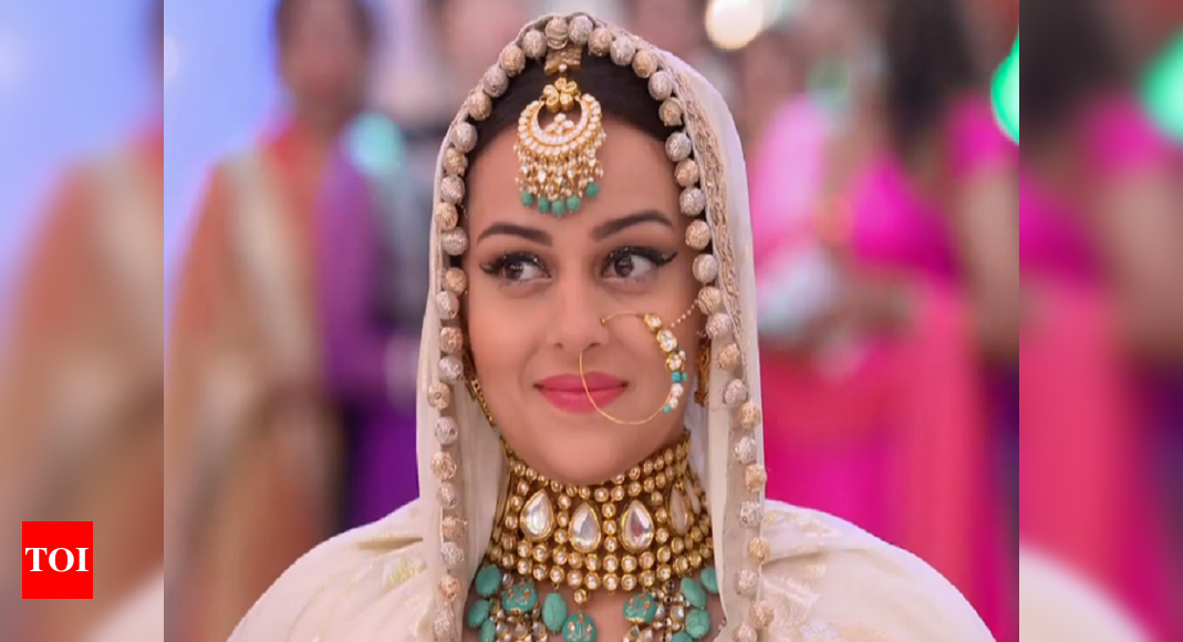 She is looking sooooo pretty @officialsurbhic #anika #ishqbaaaz #ishqbaaz  Pc-@ikhushboo_ | Indian bridal wear, Indian fashion, Indian attire