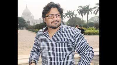 Babul Supriyo barred from visiting troubled areas, FIR filed