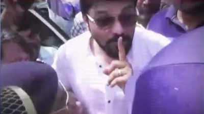 Watch: Union minister Babul Supriyo loses cool during his visit to violence-hit Asansol