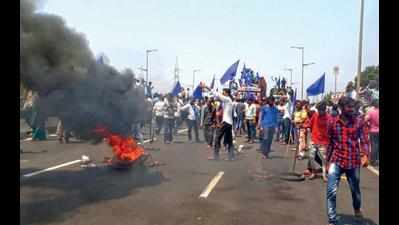 Protests during Bharat Bandh in Surat peaceful; 95 detained
