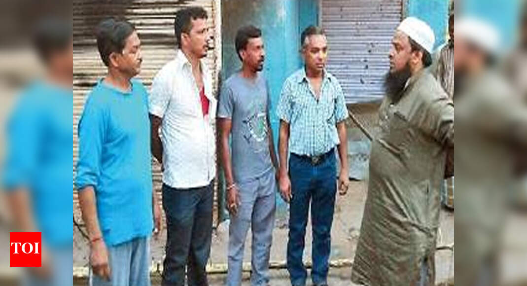 Muslim trader helps Hindu brothers pick up biz pieces | Kolkata News ...