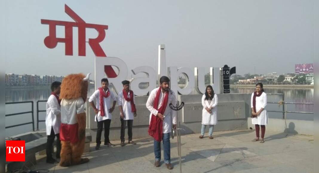 MATS University Students of MATS University stage street play in