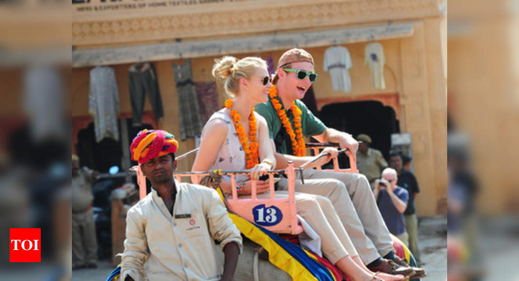 foreign tourist arrivals in india