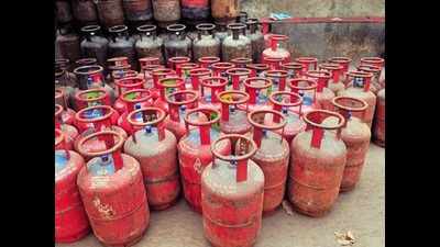 243 illegal cylinders seized in Chinchwad