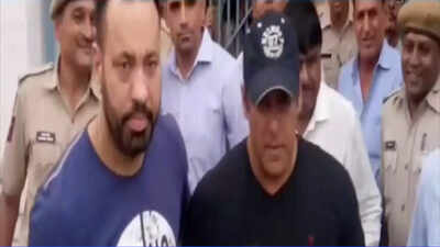 Salman Khan walks out of Jodhpur jail