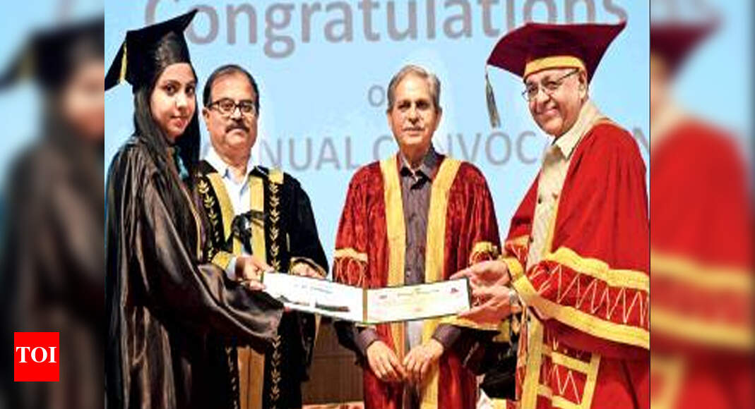 SD College: 1,552 conferred degrees at GGDSD College convocation ...