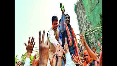One month in power, Biplab faces uphill task