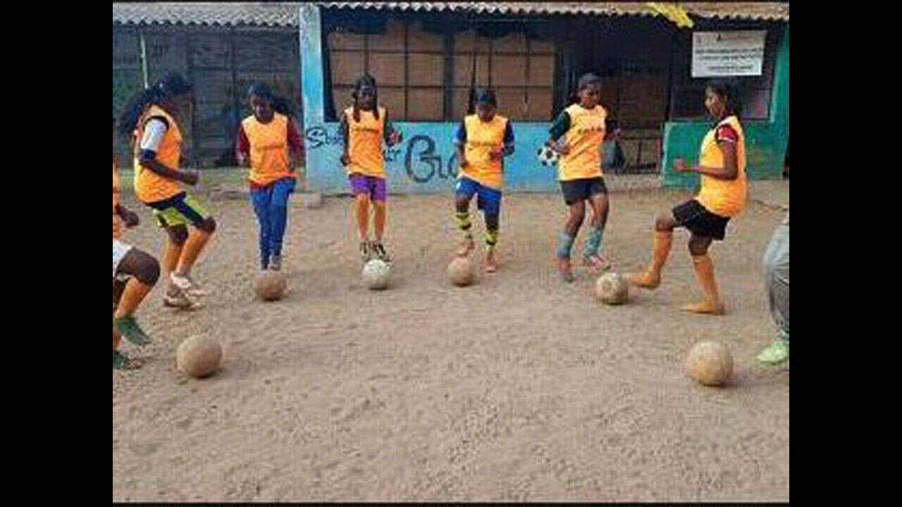 9teens.org 9 teens dribble their way into Street Child World Cup | Puducherry News -  Times of India