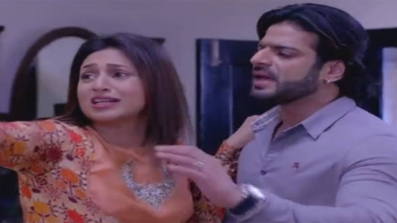 Yeh Hai Mohabbatein written update April 12 2018 Simmi tries to