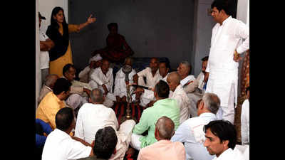 Villagers meet CM, hope govt will shift plant from Bandhwari