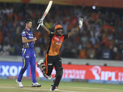 IPL 2018: Sunrisers Hyderabad scrape past Mumbai Indians