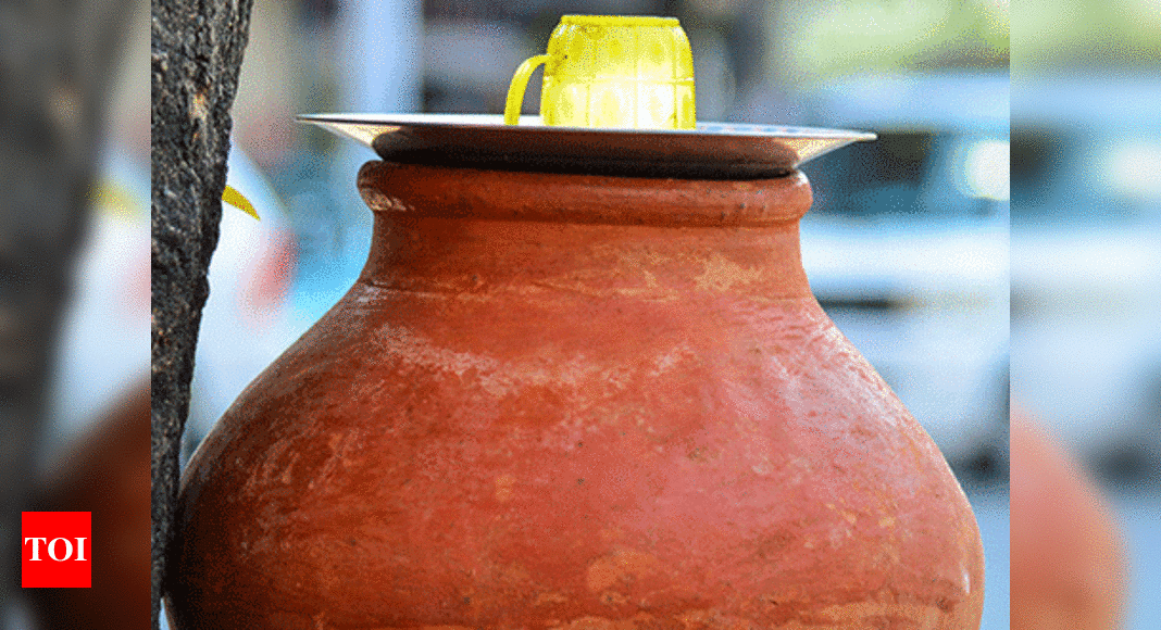 Matka (earthen pot ) water is magical for your health! Here's why