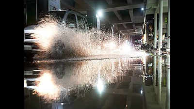 Heavy rain leads to traffic snarls, waterlogging in Kochi