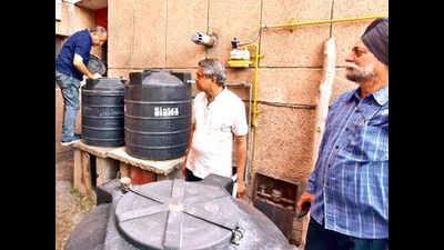 Sector 48 residents complain of low water pressure, blame administration