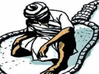 Maharashtra: 696 farmer suicides in three months despite loan waiver