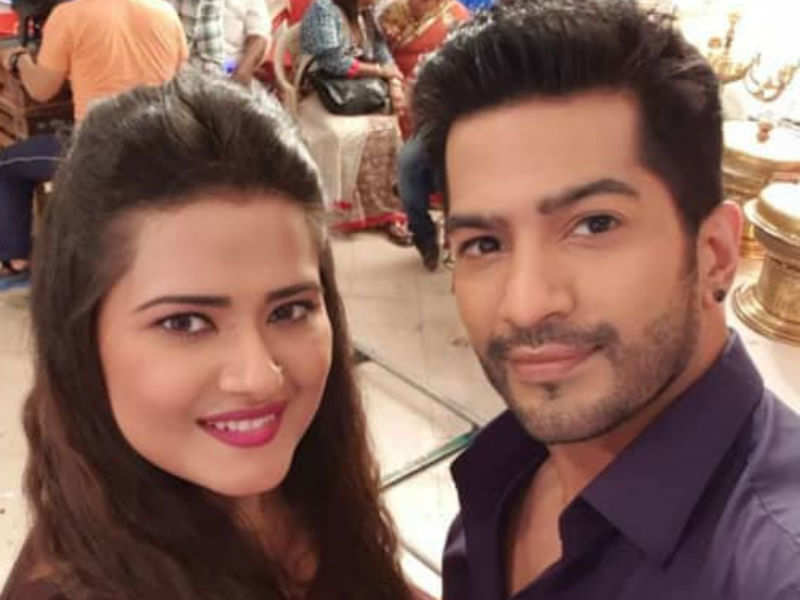 Kasam Tere Pyaar Ki S Amit Tandon Dedicates A Post To Kratika Dheer As He Exits The Show Times Of India The upcoming episode of colors popular daily soap kasam tere pyaar ki is showing rishi and tanuja's old love blossoming again. kasam tere pyaar ki s amit tandon