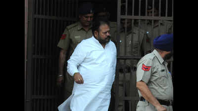 Congress leader Devinder Babla granted bail