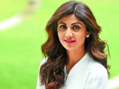 Shilpa Shetty Pearls and Diamond Jewelry - Jewellery Designs