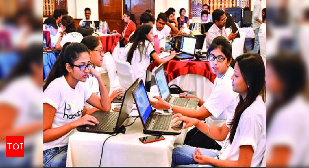 97 Teams Battle It Out At Bhopal Smart City Hackathon | Bhopal News ...